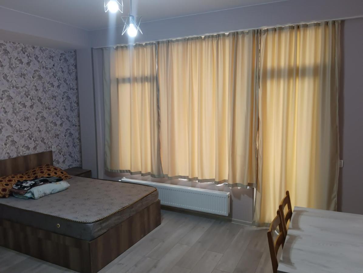 Mary'S Cozy & Lovely Studio On Very Quiet Khosharauli Street ティビリシ エクステリア 写真